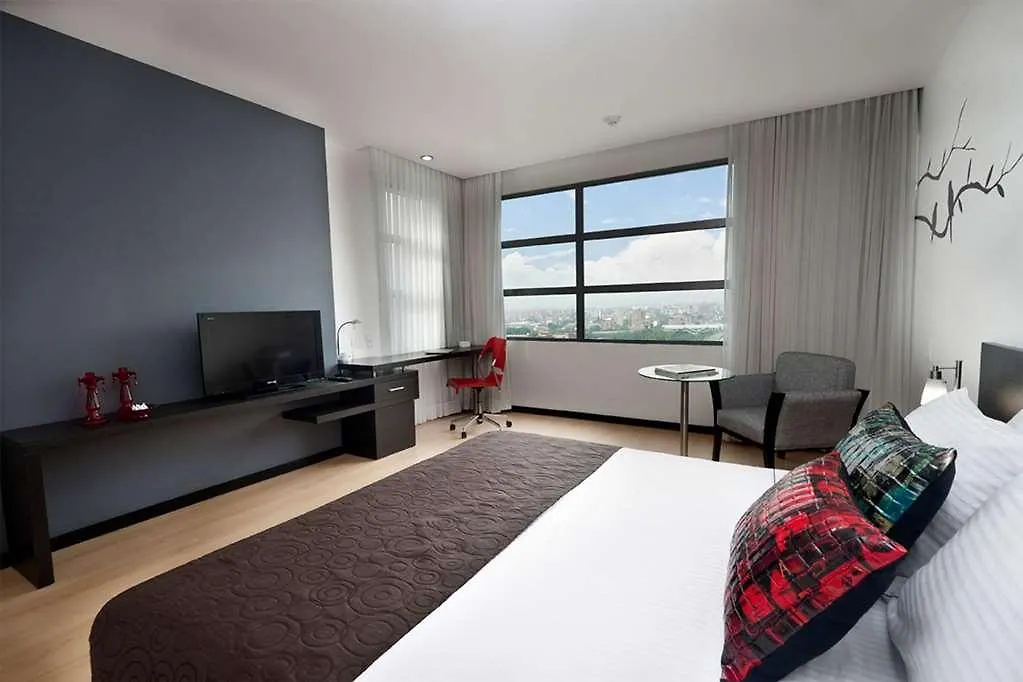 Tryp By Wyndham Medellin Hotel 0*,  Colombia