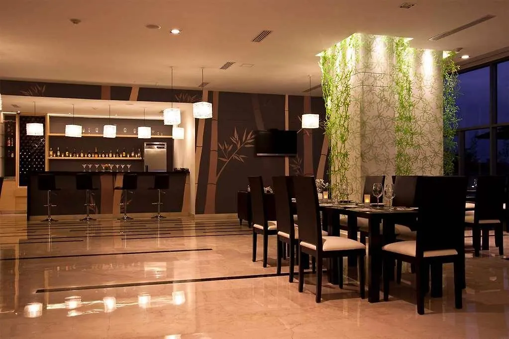 Tryp By Wyndham Medellin 호텔